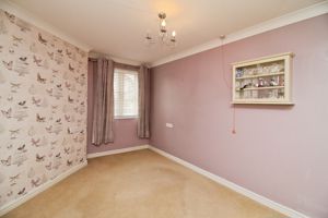 BEDROOM- click for photo gallery